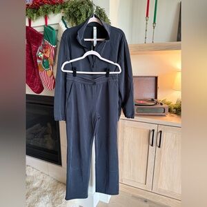 lululemon athletica softstreme Set- half zip long and high rise straight leg